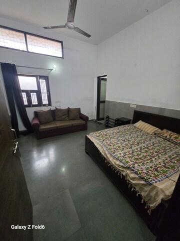 1 BHK Builder Floor For Rent in Palm Residency Chhatarpur, Chattarpur