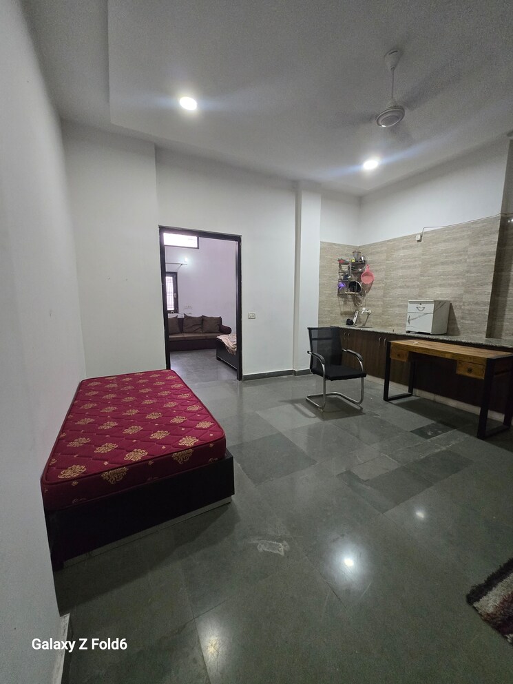 Kitchen, palm-residency-chhatarpur 1 Bedroom 500 Sq.Ft. Builder Floor In Chattarpur Delhi 9054729