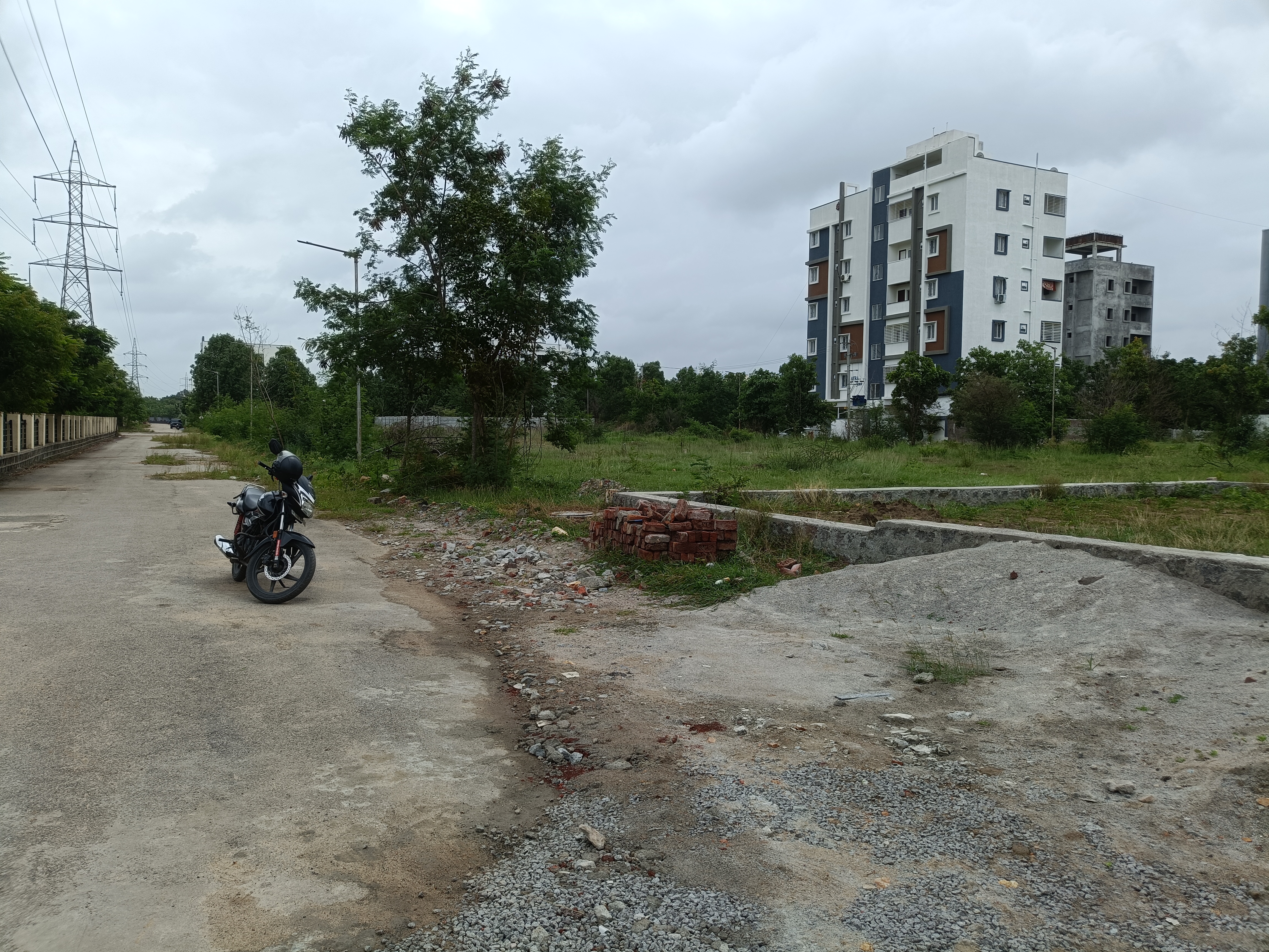 Plot For Sale in Kompally Plot For Sale 