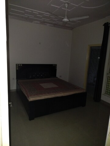 Master Bedroom in 3 BHK Apartment at Supertech Oxford Suites, Sector 16b Greater Noida – for Sale