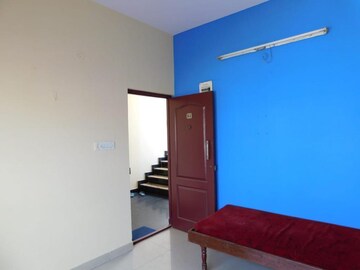 Furnished Amenities in 2 BHK Builder Floor at Halasuru – for Rent