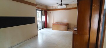 Room in 2 BHK Apartment at Falcon Castle, Lower Parel – for Rent