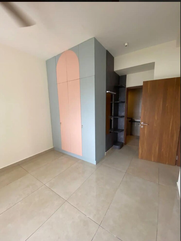 Room, prestige-waterford 3.5 Bedroom 2027 Sq.Ft. Apartment In Prasanth Layout Bangalore 9054790