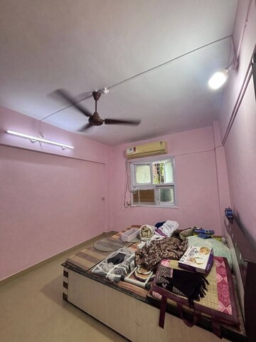 Furnished Amenities in 1.5 BHK Apartment at Andheri West – for Rent