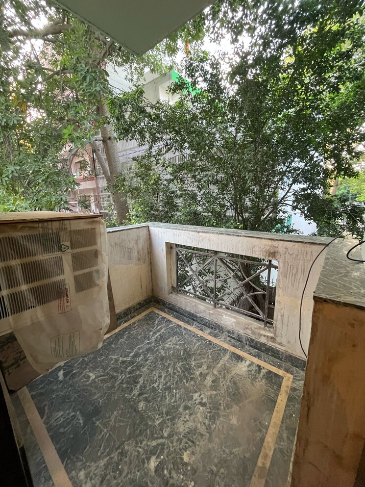 Balcony, ansal-sushant-lok-i 3 Bedroom 300 Sq.Yd. Builder Floor In Sector 43 Gurgaon 9054798