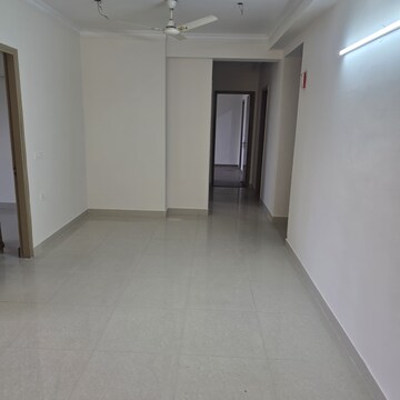 Room in 4 BHK Apartment at Pareena Micasa, Nurpur Jharsa – for Rent
