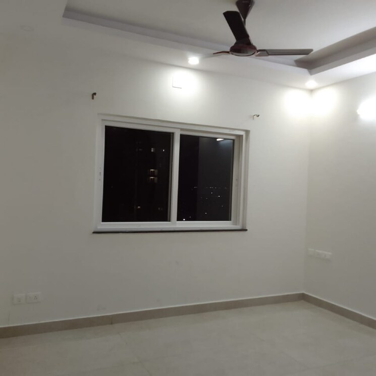Room, prestige-waterford 4 Bedroom 2525 Sq.Ft. Apartment In Prasanth Layout Bangalore 9054847