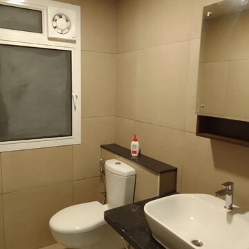 Team Area in 4 BHK Apartment at Prestige Waterford, Prasanth Layout – for Rent