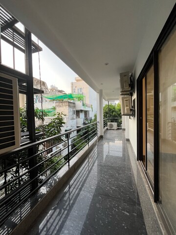 Balcony in 4 BHK Builder Floor at Ansal Sushant Lok I, Sector 43 – for Rent