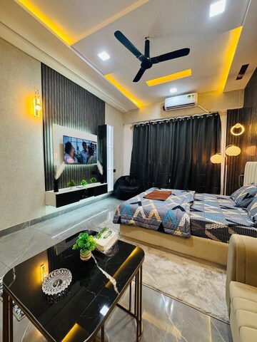 Gym in Studio Apartment at Gaur City-2, Gaur City 2 – for Rent