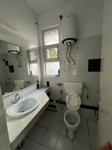 Team Area in 3 BHK Builder Floor at Ansal Sushant Lok I, Sector 43 – for Rent
