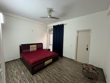 Bedroom in 3 BHK Builder Floor at Ansal Sushant Lok I, Sector 43 – for Rent
