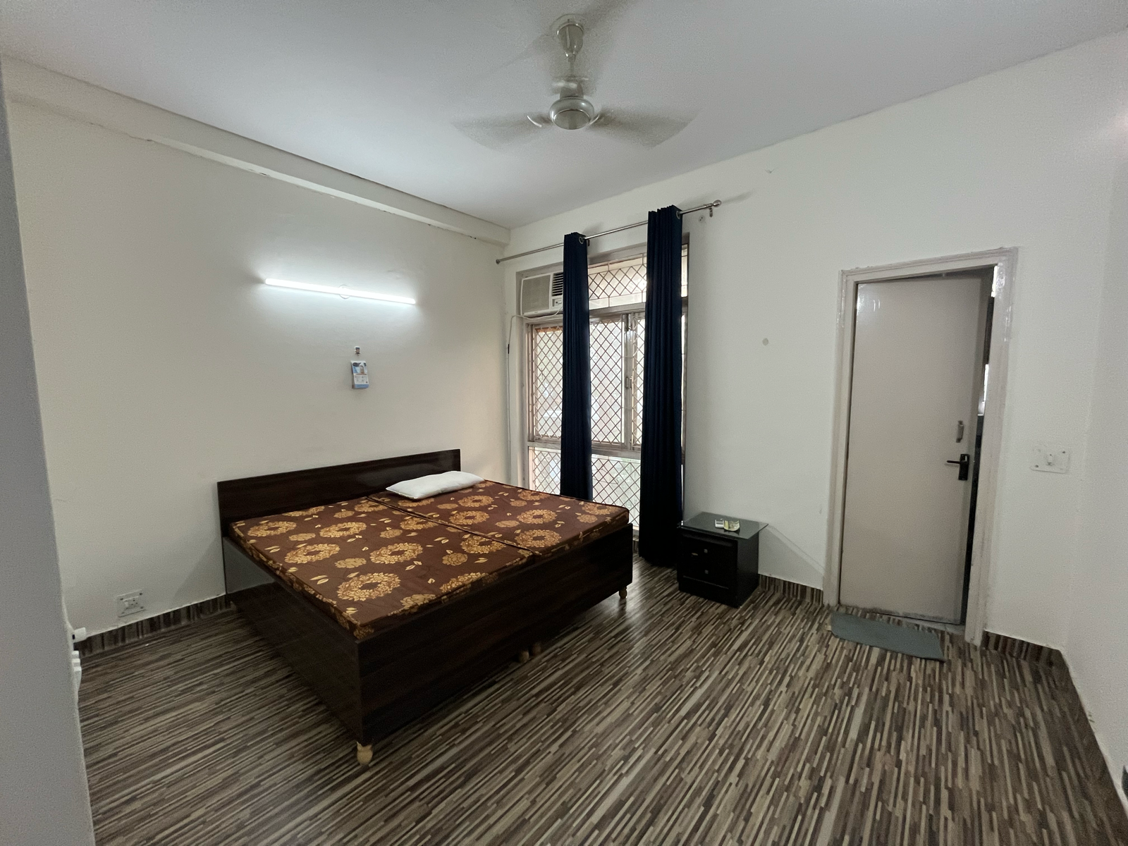 3 BHK + Extra Room Builder Floor For Rent in Ansal Sushant Lok I