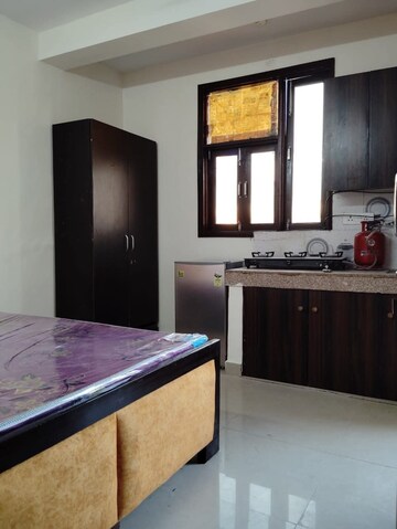 1 RK Builder Floor For Rent in Saket
