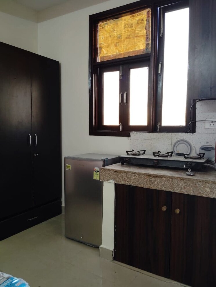 Kitchen, saket 1 RK 500 Sq.Ft. Builder Floor In Saket Delhi 9054859