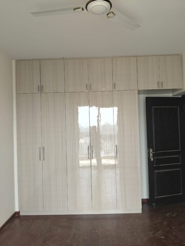Room in 3 BHK Apartment at 3C Orris Greenopolis, Sector 89 – for Rent