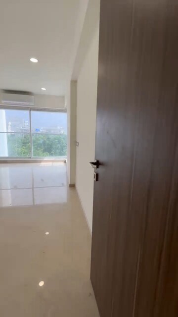 Room in 4 BHK Apartment at Ajmera Prive, Juhu – for Sale