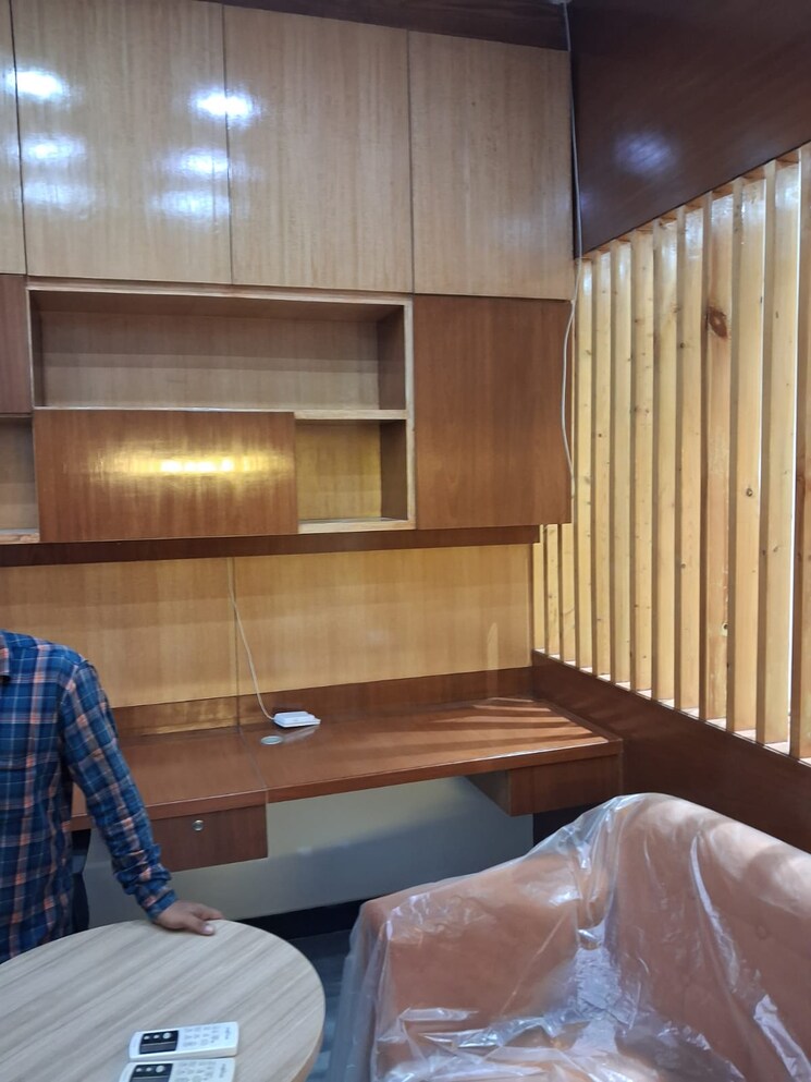 Kitchen, emaar-emerald-plaza Commercial Office Space 641 Sq.Ft. In Sector 65 Gurgaon 9054872