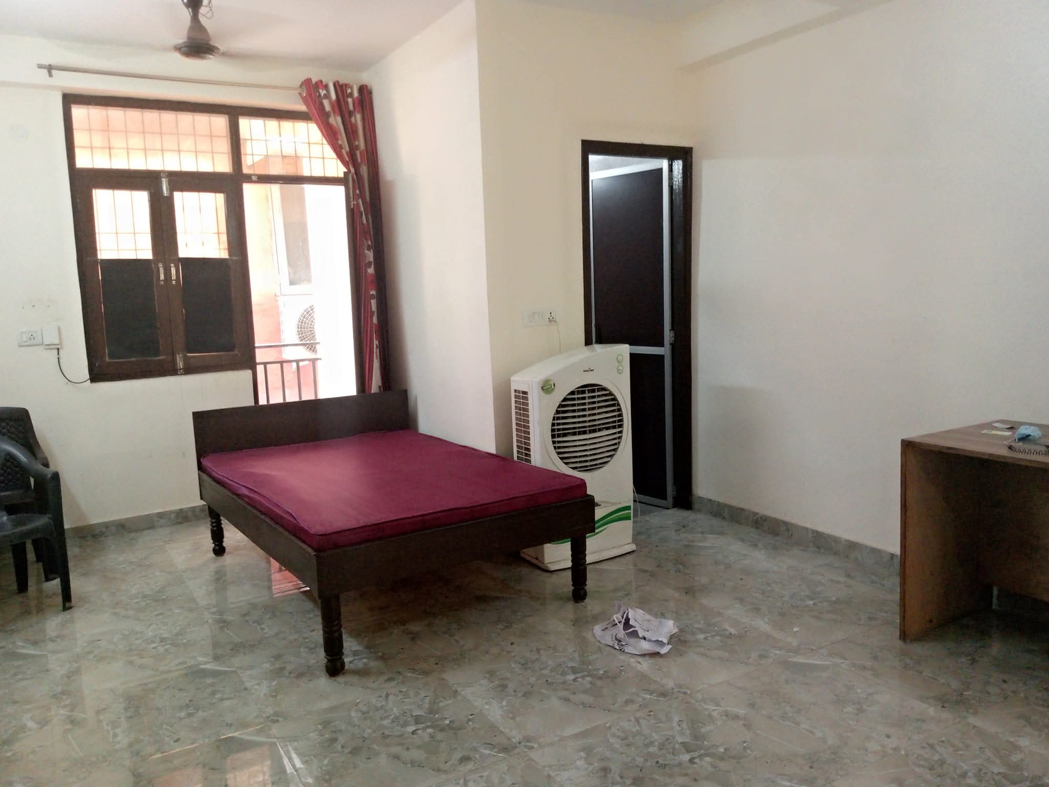 1 RkBuilder Floor For Rent in Saket