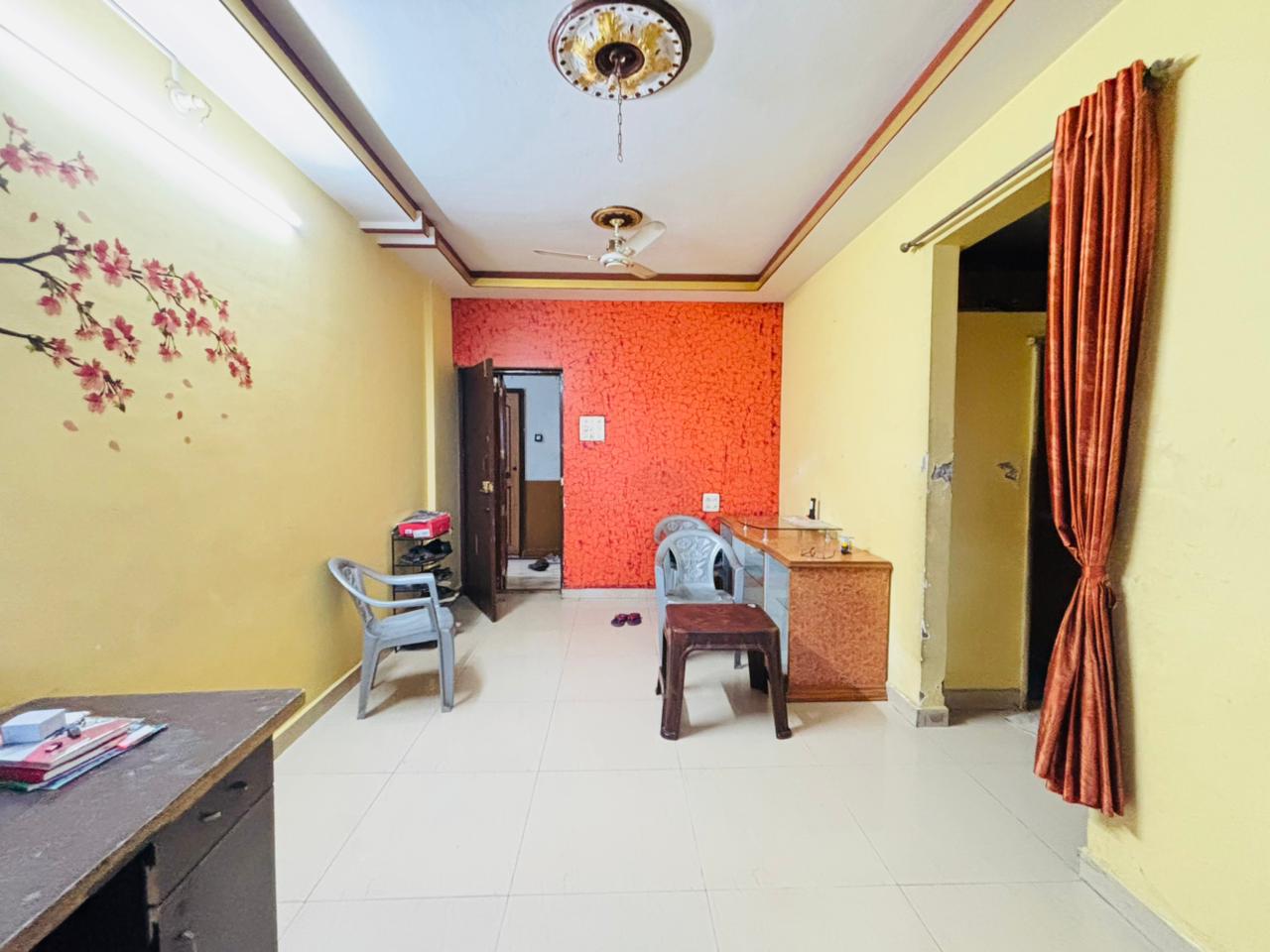 1 BHK 999 Sq.Ft. Apartment in Sarvodaya Dutt CHS