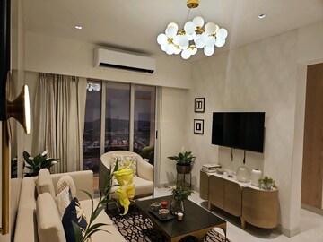 Team Area in 3 BHK Apartment at Lodha Bellissimo, Mahalaxmi – for Rent