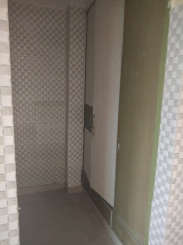 Bathroom in 4 BHK Apartment at Sector 28 – for Rent