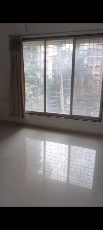 Room in 2 BHK Apartment at Sayba Annex, Kurla East – for Rent