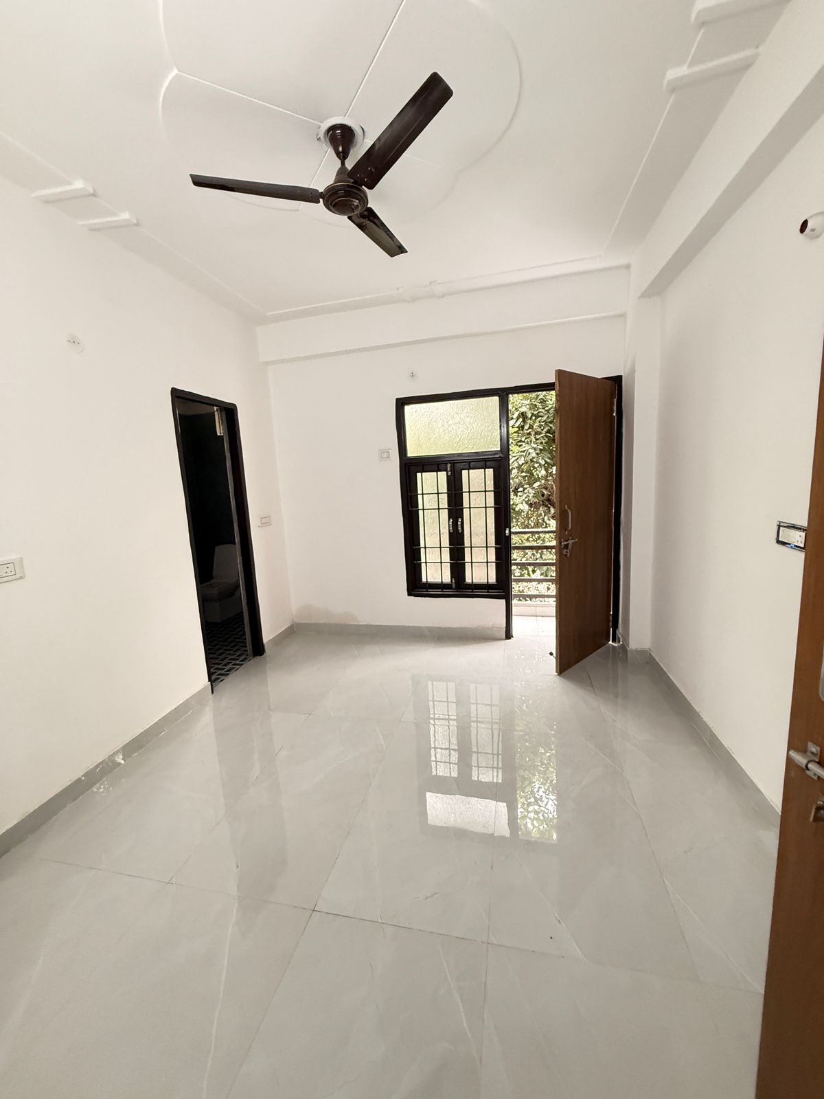 1 BHK + Extra Room Apartment For Sale in Golf Link Apartment Secto