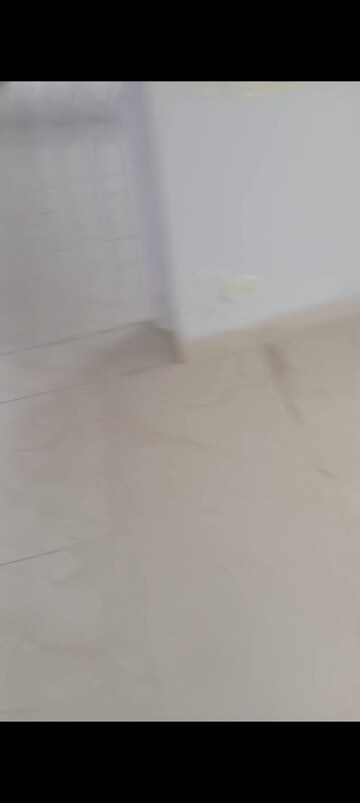 Room in 2 BHK Builder Floor at Sector 40 – for Rent