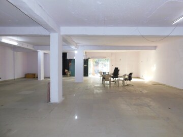  Showroom For Rent in Greater Kailash I