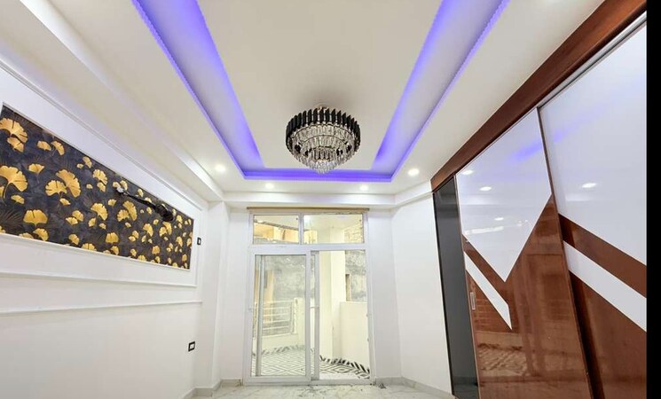 Room, sector 1 3 Bedroom 1450 Sq.Ft. Builder Floor In Sector 1 Noida 9055058