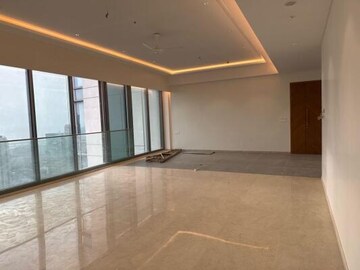 Room in 4 BHK Apartment at Rustomjee Crown, Prabhadevi – for Sale