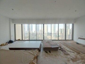 Bedroom in 5 BHK Apartment at Rustomjee Crown, Prabhadevi – for Sale