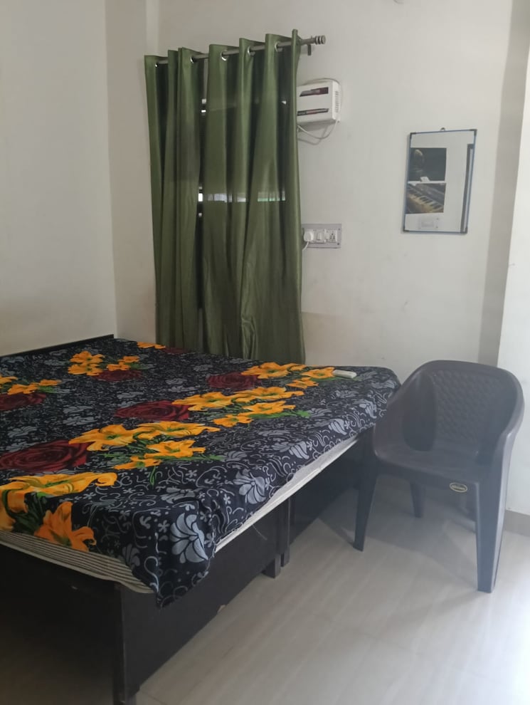 Bedroom, sector 40 2 Bedroom 1401 Sq.Ft. Builder Floor In Sector 40 Gurgaon 9055075