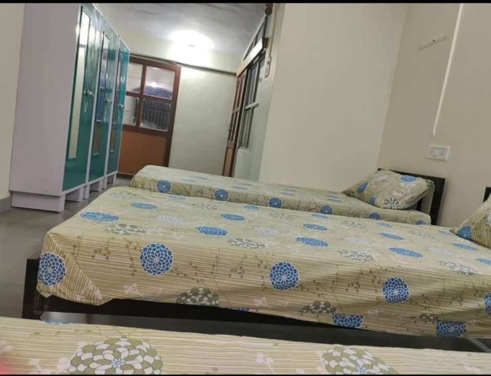 Pg For Rent in Ghar Apna 