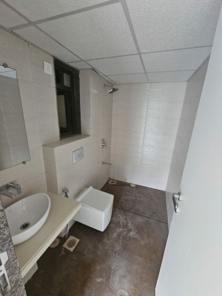 Bathroom, kanakia-silicon-valley 2 Bedroom 1000 Sq.Ft. Apartment In Powai Mumbai 9055086