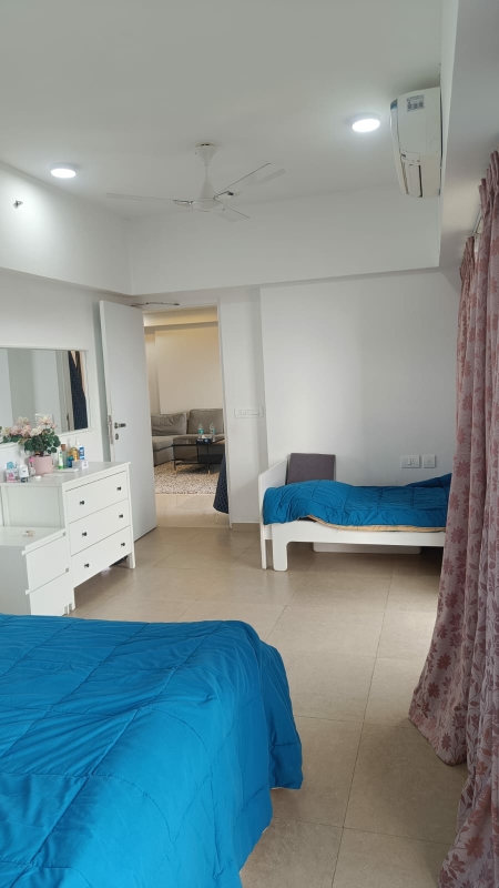 3.5 BHK + Extra Room Apartment For Rent in Kanakia Silicon Valley