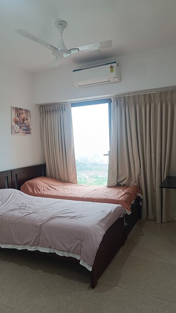 Bedroom in 3.5 BHK Apartment at Kanakia Silicon Valley, Powai – for Rent