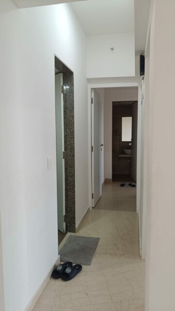 Building Lobby in 3.5 BHK Apartment at Kanakia Silicon Valley, Powai – for Rent