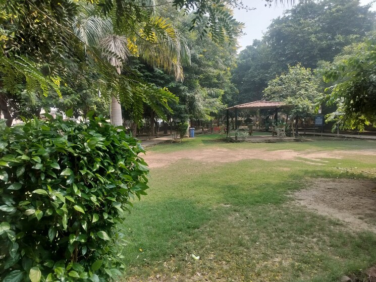 Garden, sector 40 1 Bedroom 899 Sq.Ft. Builder Floor In Sector 40 Gurgaon 9055118