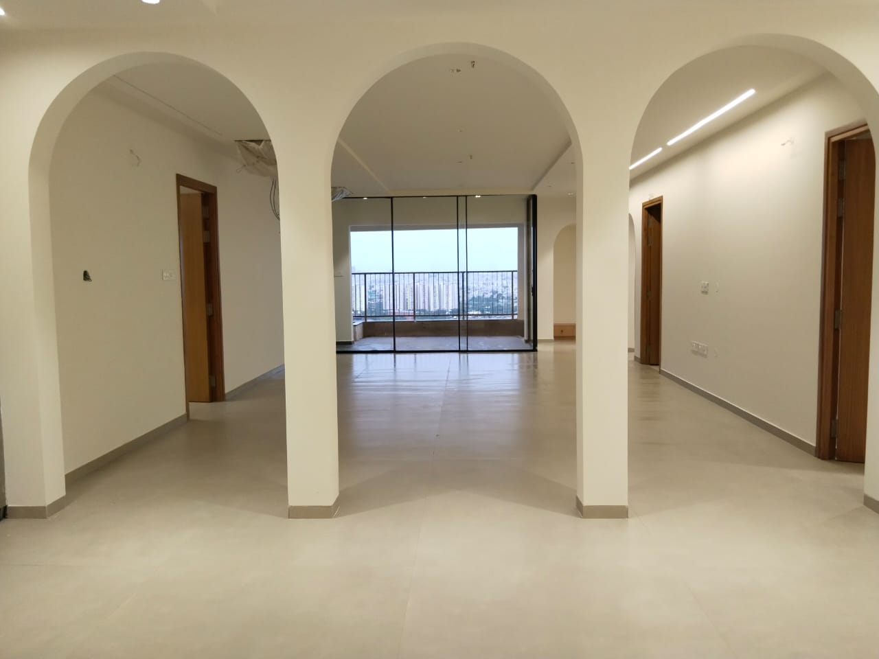 4 BHK 3939 Sq.Ft. Apartment in DSR The Classe