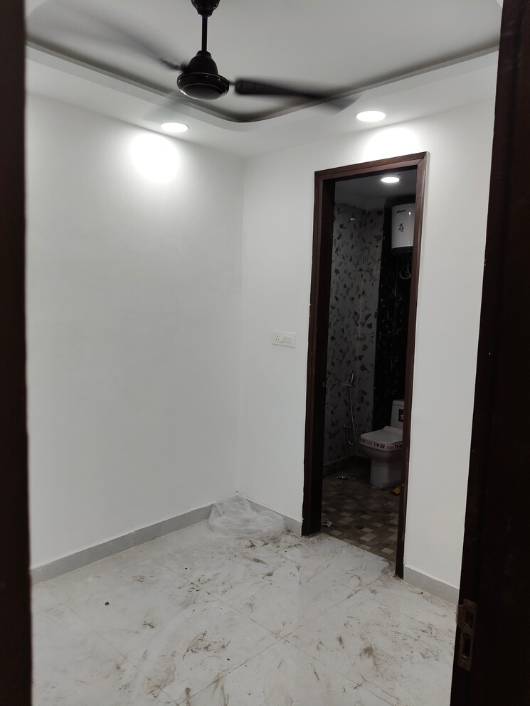 Room, govindpuri 1 Bedroom 360 Sq.Ft. Builder Floor In Govindpuri Delhi 9055154