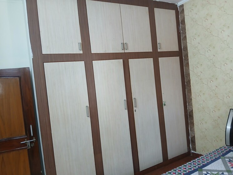 Balcony, sector 9 2.5 Bedroom 250 Sq.Yd. Builder Floor In Sector 9 Hisar 9055163