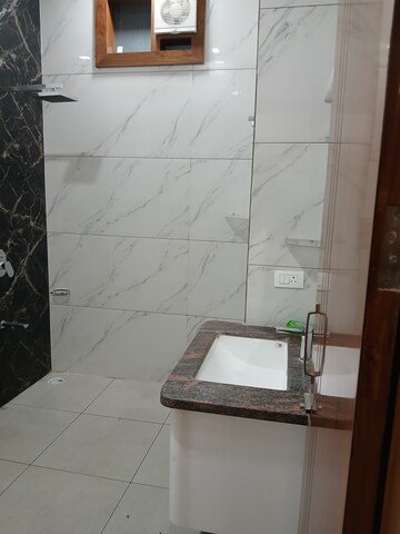 Bathroom in 2 BHK Builder Floor at Sector 9 – for Rent