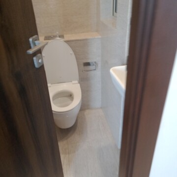 Bathroom in 1 BHK Apartment at Hiranandani Regent Hill, Powai – for Rent