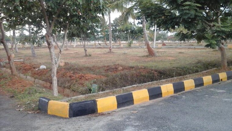 undefined, jr-habitat  1500 Sq.Yd. Plot In Chandapura Bangalore 9055183