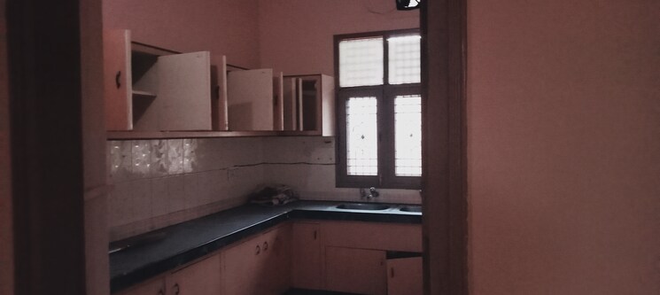 Kitchen, sector 14 2 Bedroom 160 Sq.Yd. Builder Floor In Sector 14 Hisar 9055185