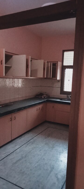 Kitchen in 2 BHK Builder Floor at Sector 14 – for Rent