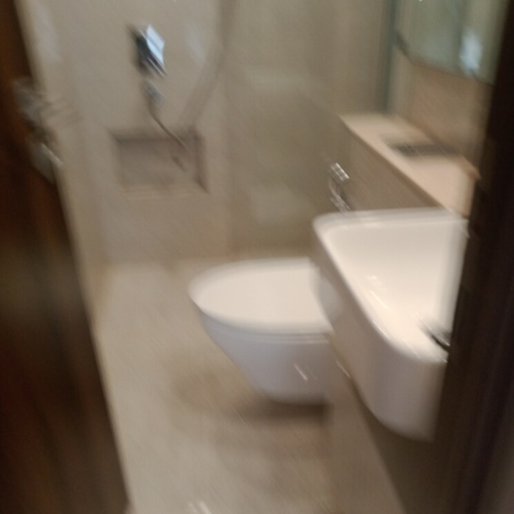 Bathroom, hiranandani-regent-hill 1 Bedroom 379 Sq.Ft. Apartment In Powai Mumbai 9055191