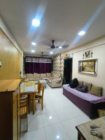 Living Room in 2 BHK Apartment at Shraddha Darshan Santacruz, Santacruz East – for Rent